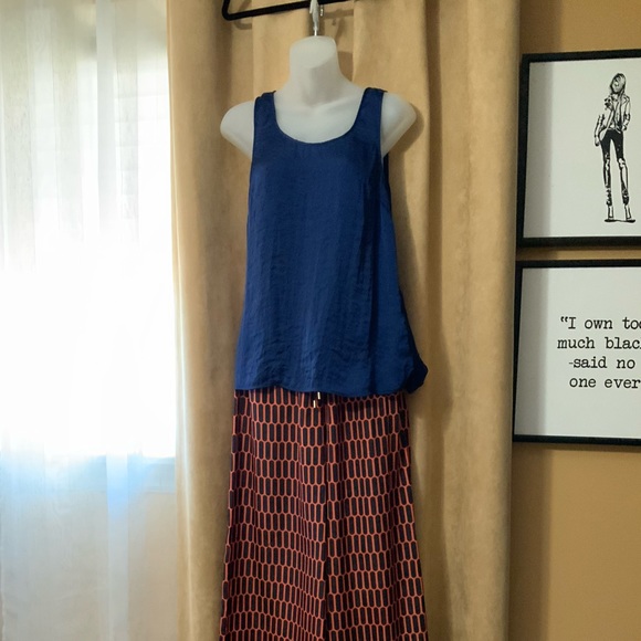 Michael’s Kors 2 piece Set - Picture 4 of 8